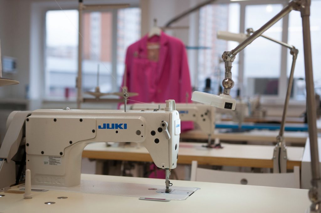 Best Industrial Sewing Machine